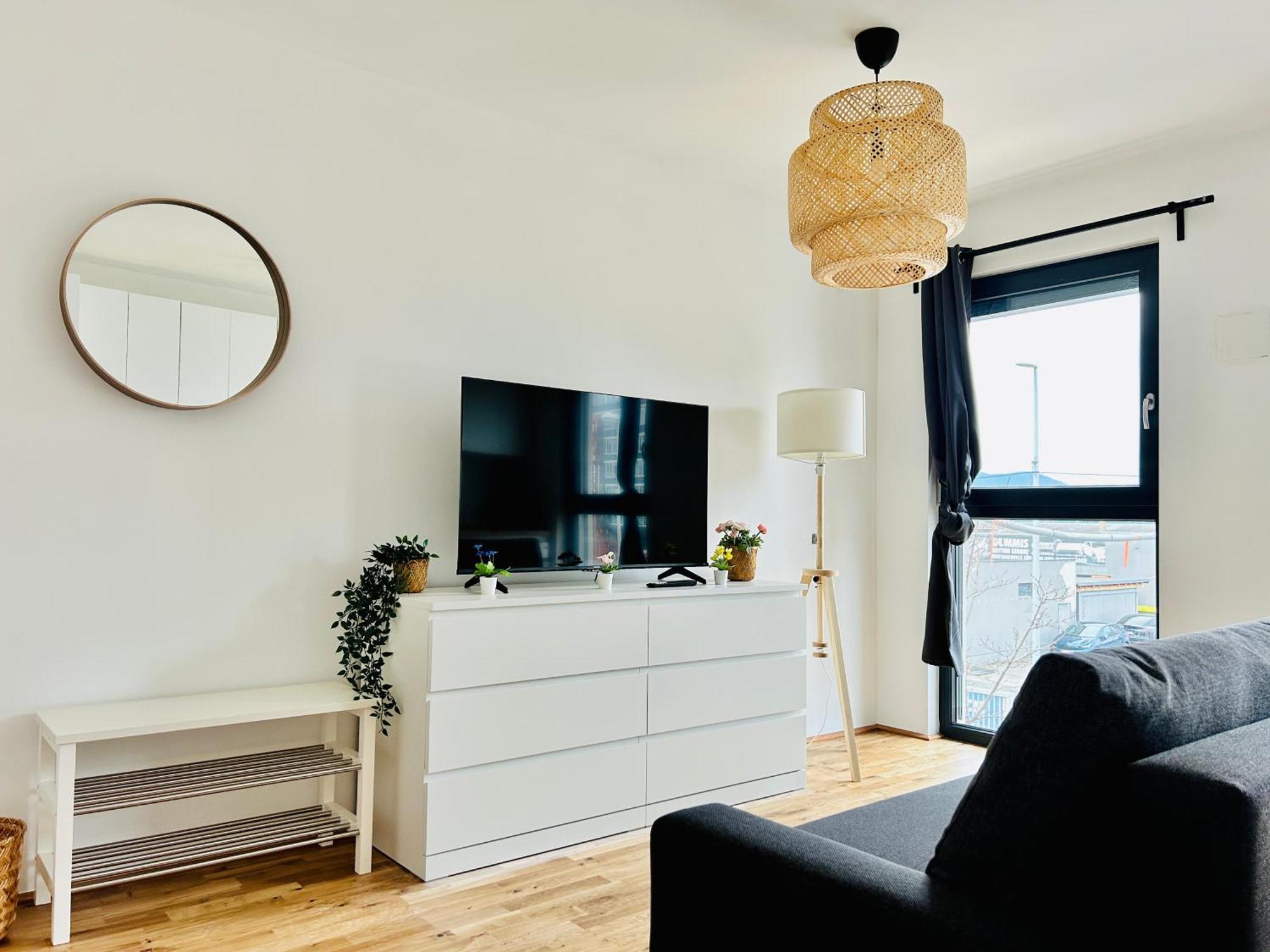 Modern Apartment With Balcony & Free Parking - Nearby Metro فيينا المظهر الخارجي الصورة
