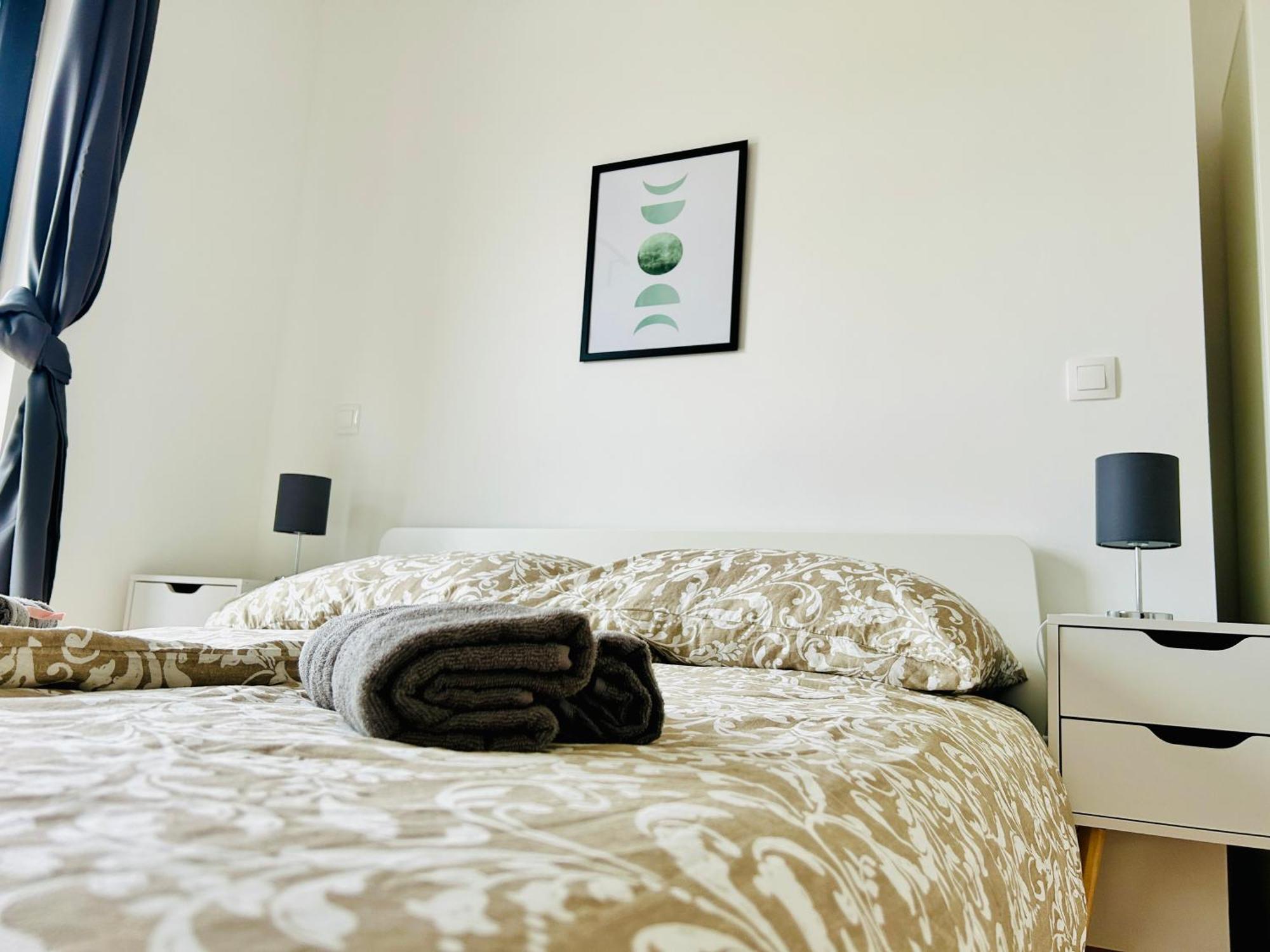 Modern Apartment With Balcony & Free Parking - Nearby Metro فيينا المظهر الخارجي الصورة