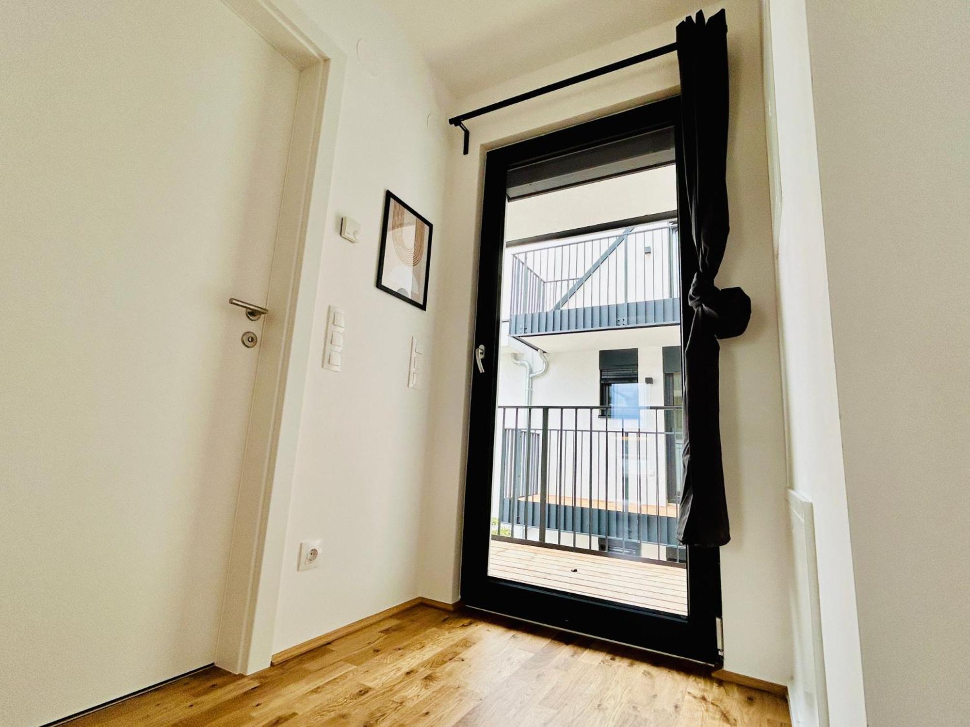 Modern Apartment With Balcony & Free Parking - Nearby Metro فيينا المظهر الخارجي الصورة
