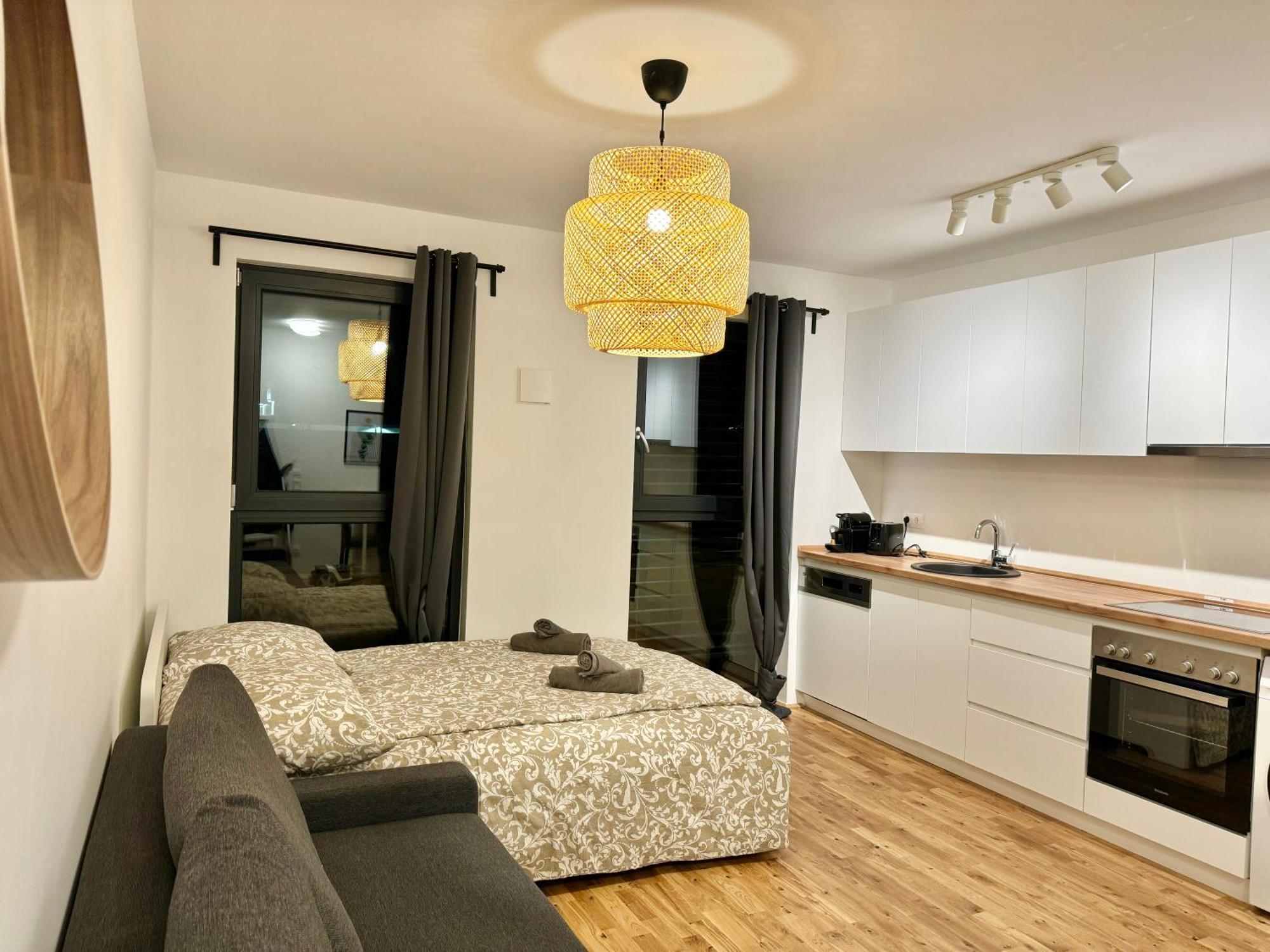 Modern Apartment With Balcony & Free Parking - Nearby Metro فيينا المظهر الخارجي الصورة